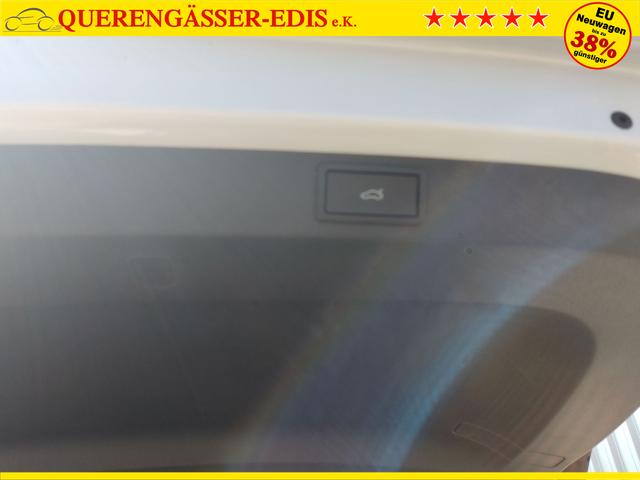 Skoda / Karoq / Weiß / / / , Beispielbilder, ggf. teilweise mit Sonderausstattung