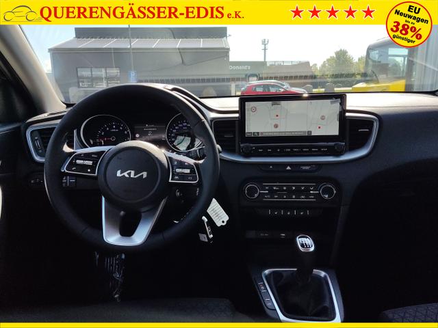 Kia / Ceed / Blau / / / , Beispielbilder, ggf. teilweise mit Sonderausstattung