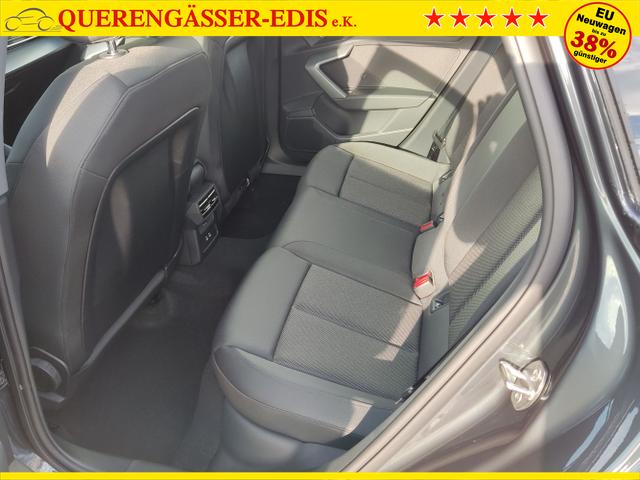Audi / A3 Sportback / Grau / / / 