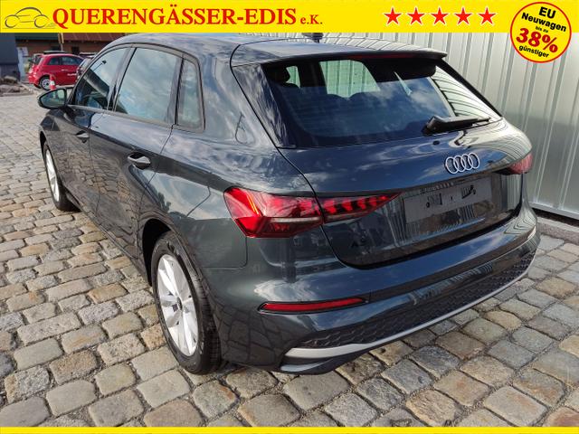 Audi / A3 Sportback / Grau / / / 
