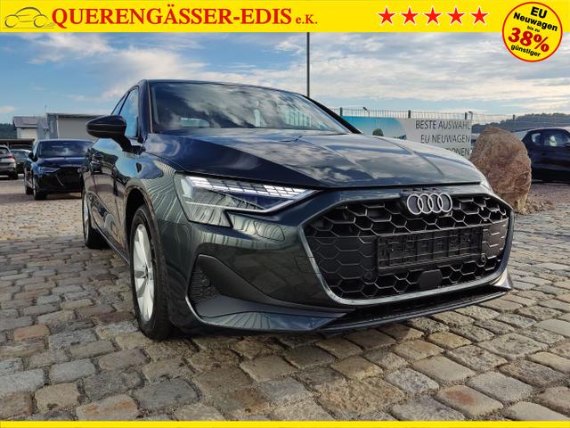 Audi / A3 Sportback / Grau / / / 