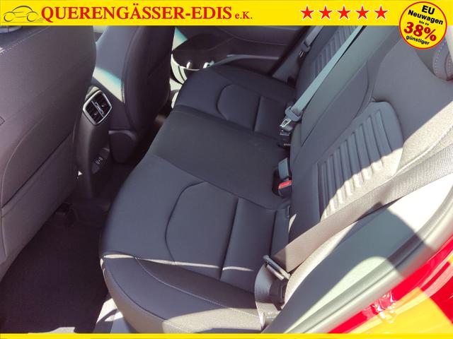 Hyundai / i30 / Rot / / / , Beispielbilder, ggf. teilweise mit Sonderausstattung
