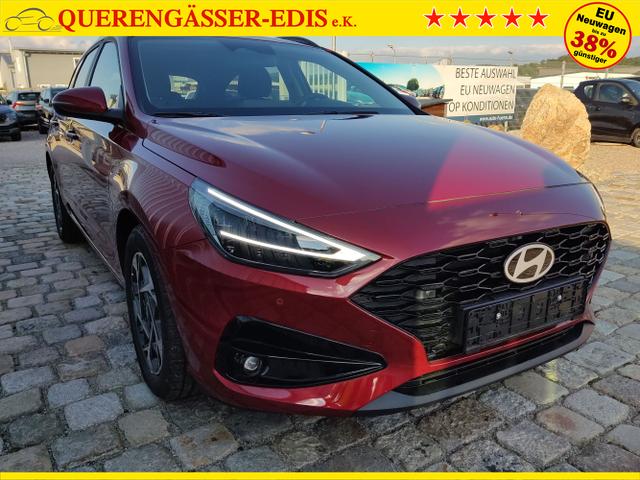 Hyundai / i30 Kombi / Rot / / / , Beispielbilder, ggf. teilweise mit Sonderausstattung