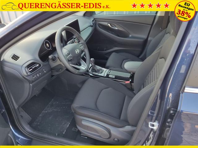 Hyundai / i30 Kombi / Blau / / / , Beispielbilder, ggf. teilweise mit Sonderausstattung