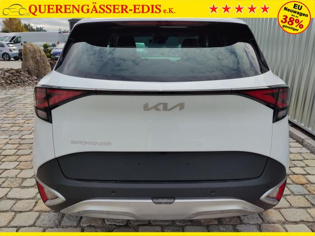 Kia / Sportage / Weiß / / / , Beispielbilder, ggf. teilweise mit Sonderausstattung