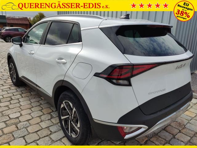 Kia / Sportage / Weiß / / / , Beispielbilder, ggf. teilweise mit Sonderausstattung