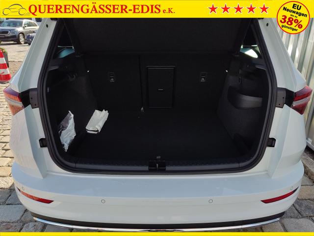 Skoda / Karoq / Weiß / / / , Beispielbilder, ggf. teilweise mit Sonderausstattung