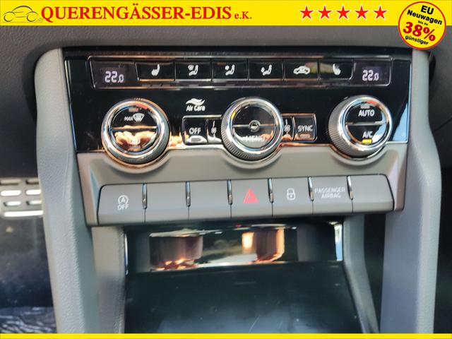 Skoda / Karoq / Schwarz / / / , Beispielbilder, ggf. teilweise mit Sonderausstattung