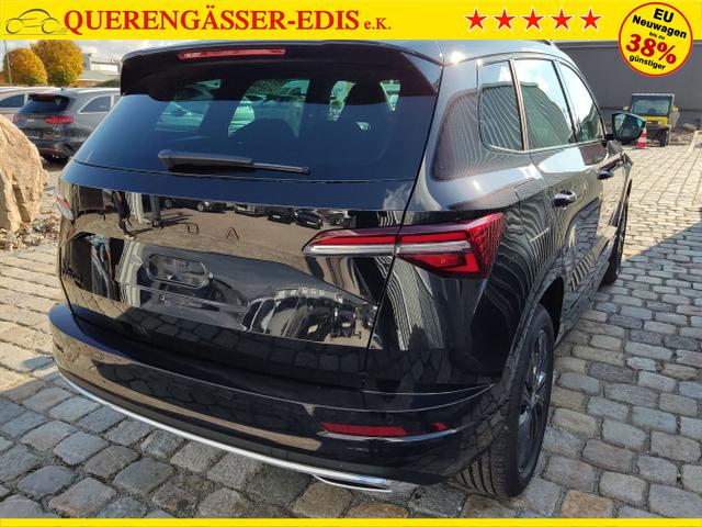 Skoda / Karoq / Schwarz / / / , Beispielbilder, ggf. teilweise mit Sonderausstattung