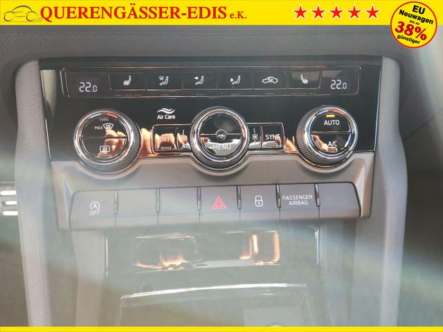 Skoda / Karoq / Schwarz / / / , Beispielbilder, ggf. teilweise mit Sonderausstattung