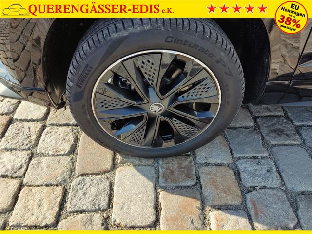 Skoda / Karoq / Schwarz / / / , Beispielbilder, ggf. teilweise mit Sonderausstattung