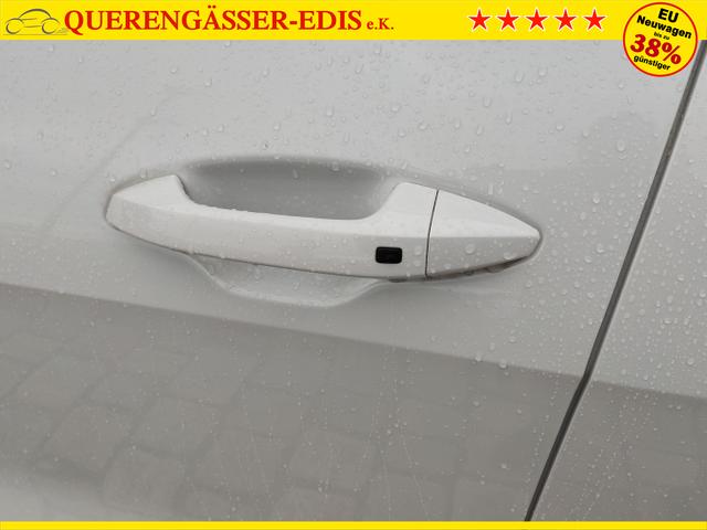 Kia / Sportage / Weiß / / / , Beispielbilder, ggf. teilweise mit Sonderausstattung