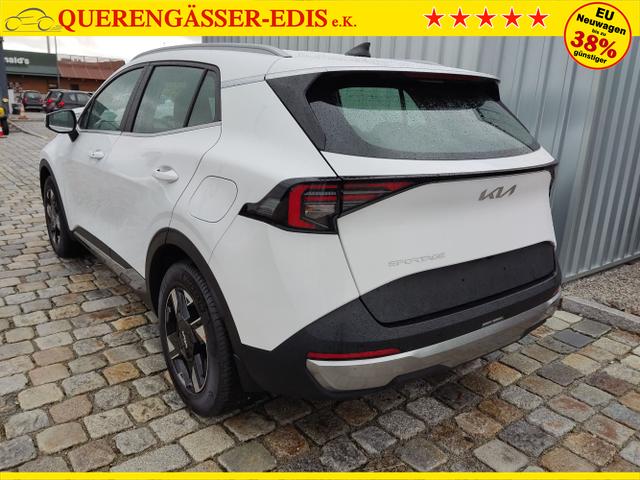 Kia / Sportage / Weiß / / / , Beispielbilder, ggf. teilweise mit Sonderausstattung