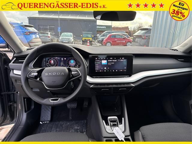 Skoda / Octavia Combi / Grau / / / , Beispielbilder, ggf. teilweise mit Sonderausstattung