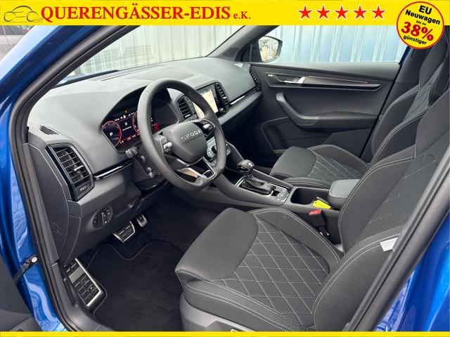 Skoda / Karoq / Blau / / / , Beispielbilder, ggf. teilweise mit Sonderausstattung
