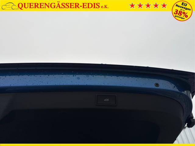 Skoda / Karoq / Blau / / / , Beispielbilder, ggf. teilweise mit Sonderausstattung