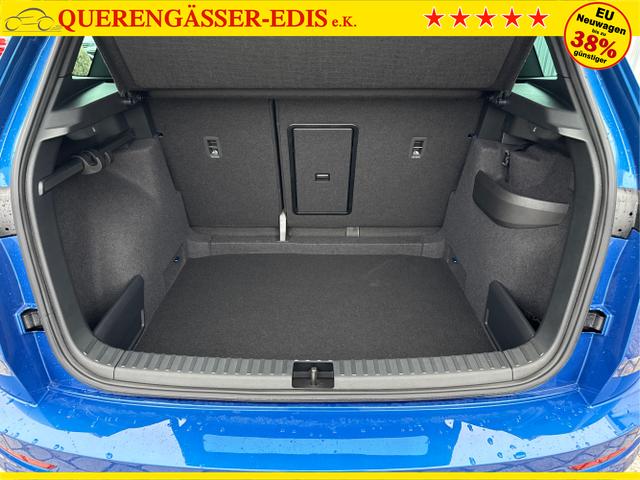 Skoda / Karoq / Blau / / / , Beispielbilder, ggf. teilweise mit Sonderausstattung