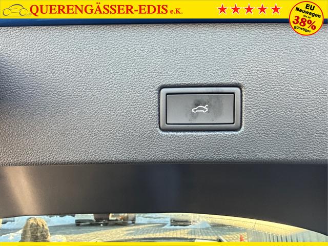 Volkswagen / T-Roc / Blau / / / , Beispielbilder, ggf. teilweise mit Sonderausstattung