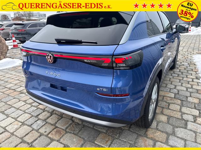 Volkswagen / T-Roc / Blau / / / , Beispielbilder, ggf. teilweise mit Sonderausstattung