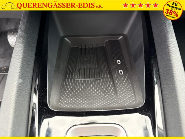 Skoda / Octavia Combi / Wei&szlig; / / / , Beispielbilder, ggf. teilweise mit Sonderausstattung