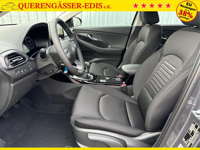 Hyundai / i30 / Grau / / / 