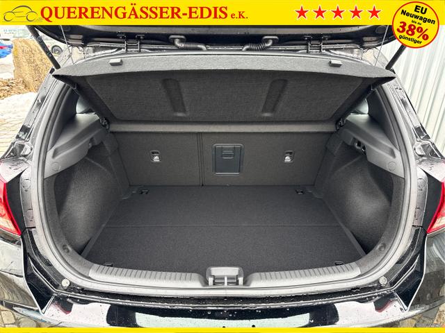 Hyundai / i30 / Schwarz / / / 