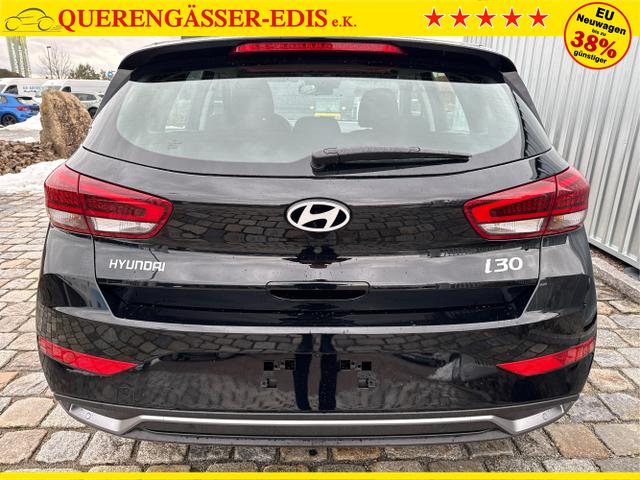 Hyundai / i30 / Schwarz / / / 