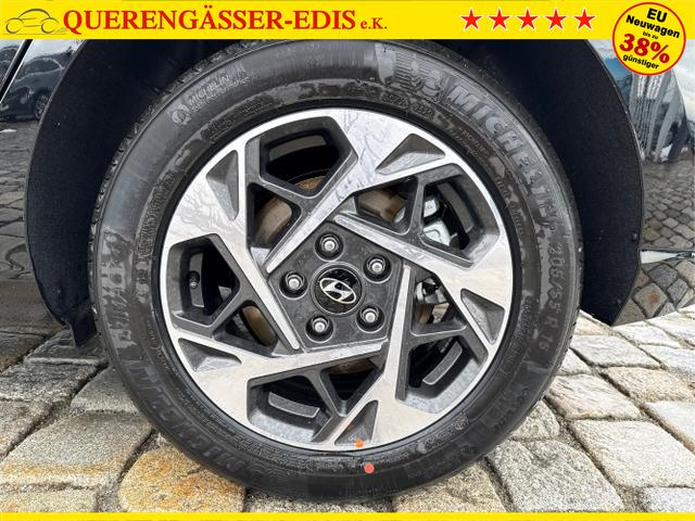 Hyundai / i30 / Schwarz / / / 