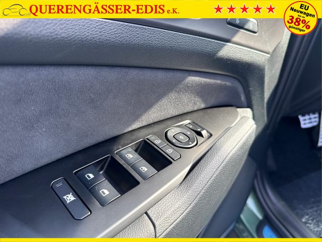 Kia / Sportage / Gr&uuml;n / / / , Beispielbilder, ggf. teilweise mit Sonderausstattung