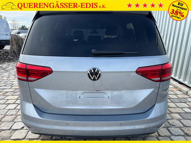 Volkswagen / Touran / Silber / / / , Beispielbilder, ggf. teilweise mit Sonderausstattung