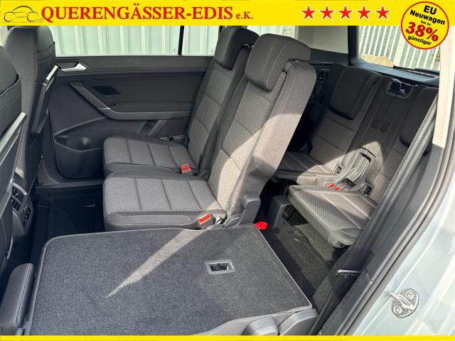 Volkswagen / Touran / Silber / / / , Beispielbilder, ggf. teilweise mit Sonderausstattung