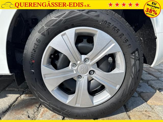 Dacia / Sandero / Wei&szlig; / / / , Beispielbilder, ggf. teilweise mit Sonderausstattung