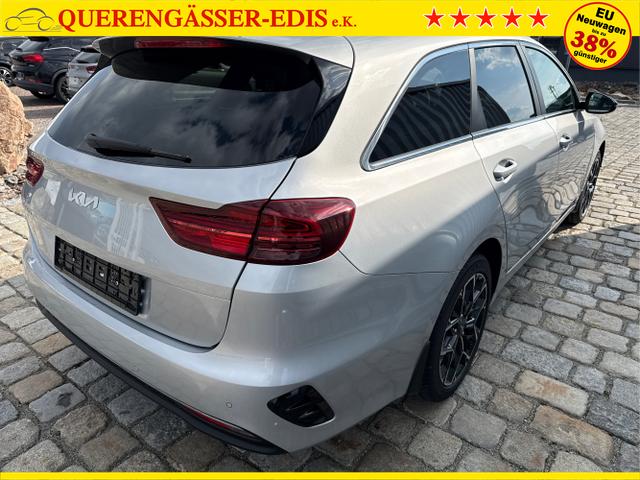 Kia / Ceed / Silber / / / 