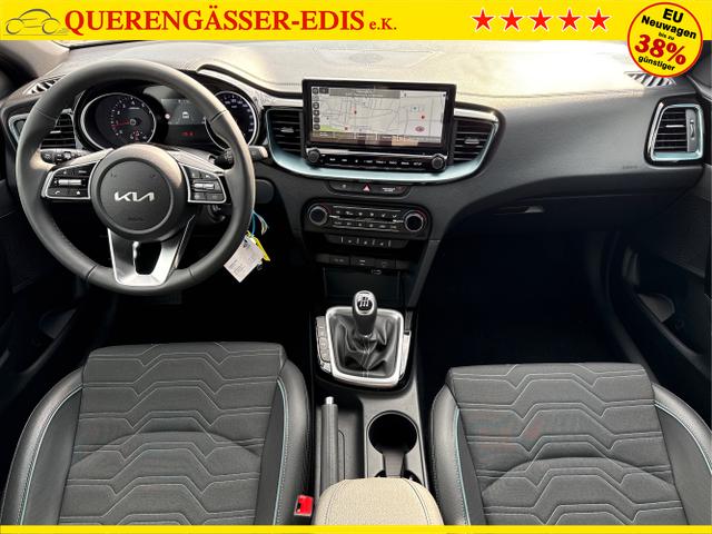 Kia / Ceed / Silber / / / 