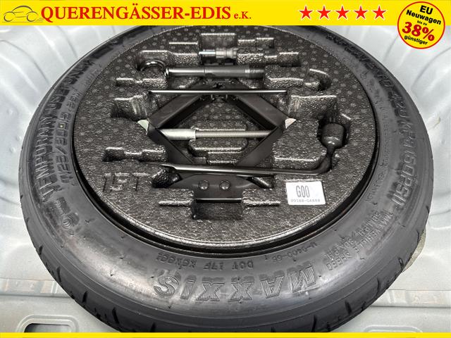 Kia / Ceed / Silber / / / 