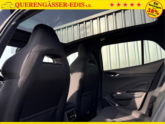  / / Schwarz / MonteCarlo / / 1.0 TSI 116PS DSG Panorama 2xDSG Kamera 17&ldquo; ALU, Beispielbilder, ggf. teilweise mit Sonderausstattung