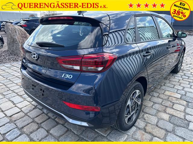 Hyundai / i30 / Blau / / / 