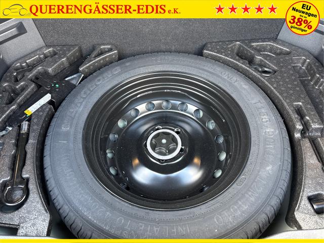 Nissan / Qashqai / Gr&uuml;n / / / , Beispielbilder, ggf. teilweise mit Sonderausstattung