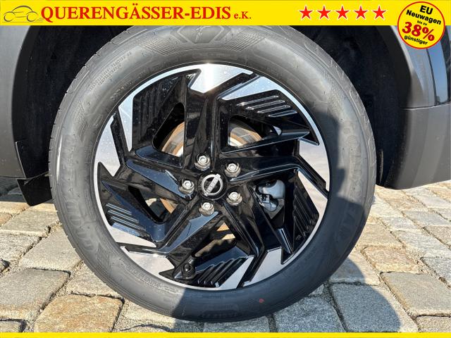 Nissan / Qashqai / Schwarz / / / , Beispielbilder, ggf. teilweise mit Sonderausstattung