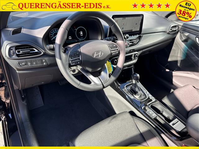Hyundai / i30 Kombi / Schwarz / / / , Beispielbilder, ggf. teilweise mit Sonderausstattung