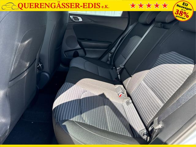 Kia / XCeed / Silber / / / , Beispielbilder, ggf. teilweise mit Sonderausstattung