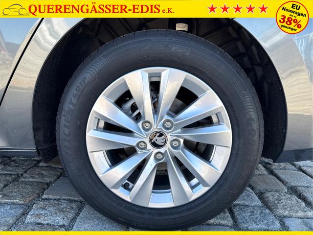 Skoda / Octavia Combi / Grau / / / , Beispielbilder, ggf. teilweise mit Sonderausstattung