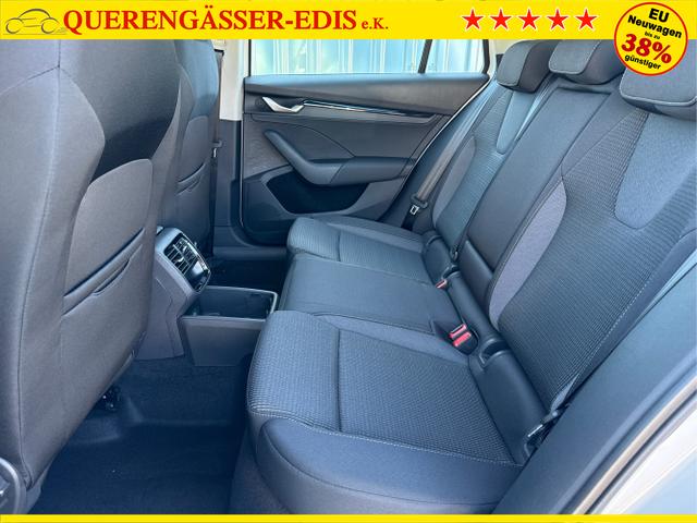 Skoda / Octavia Combi / Wei&szlig; / / / , Beispielbilder, ggf. teilweise mit Sonderausstattung