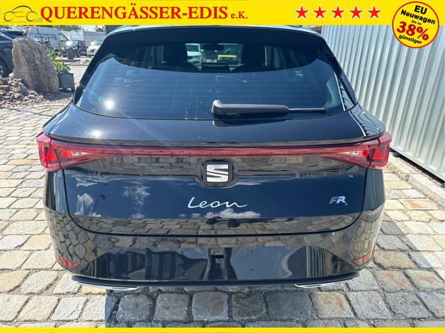 Seat / Leon Sportstourer / Schwarz / / / 