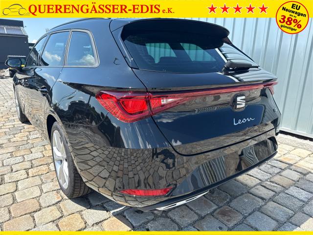Seat / Leon Sportstourer / Schwarz / / / 