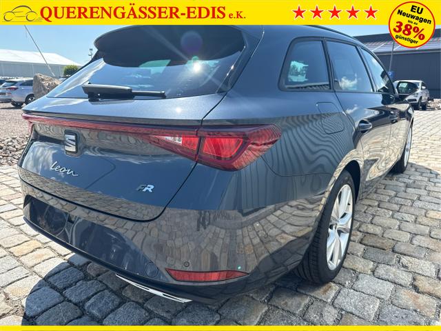 Seat / Leon Sportstourer / Grau / / / 