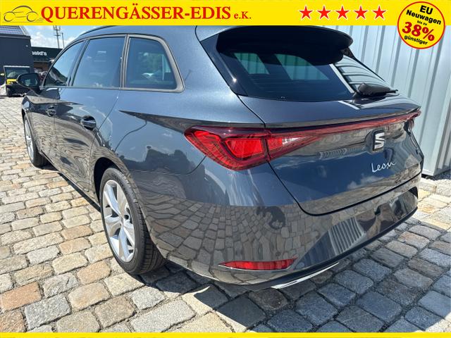 Seat / Leon Sportstourer / Grau / / / 