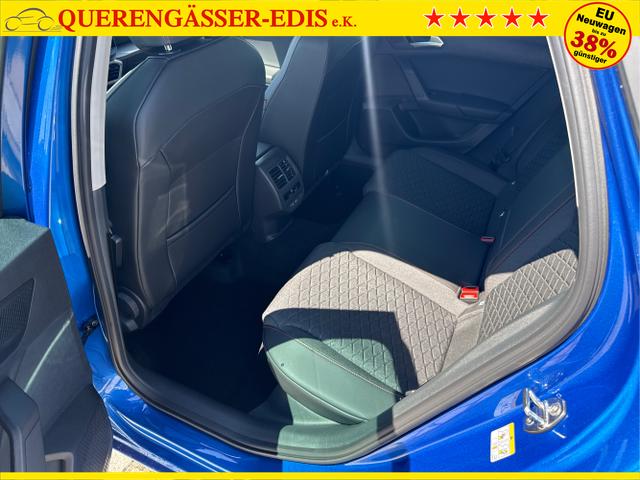 Seat / Leon Sportstourer / Blau / / / 