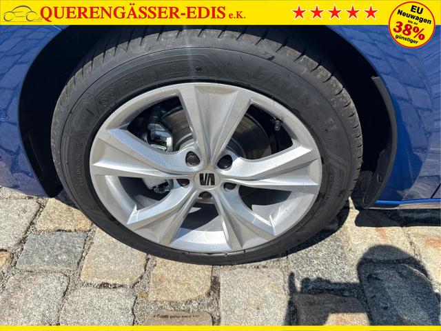 Seat / Leon Sportstourer / Blau / / / 
