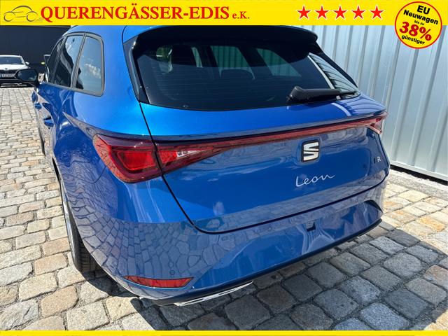 Seat / Leon Sportstourer / Blau / / / 